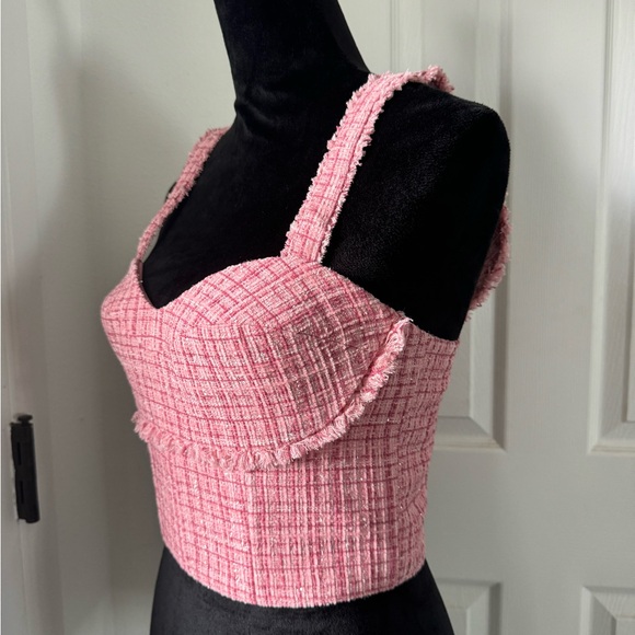 Guess NWOT Women's Sleeveless Emily Crop Top Vintage Blush Pink Small - Picture 2 of 11